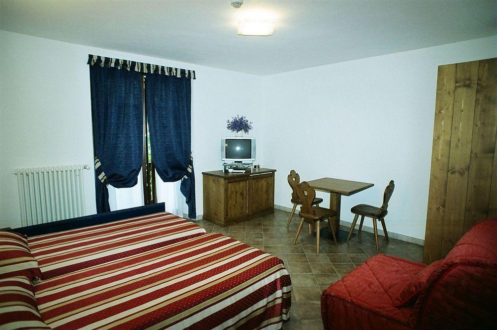 סיינט-פייר Hotel Residence Chateau מראה חיצוני תמונה